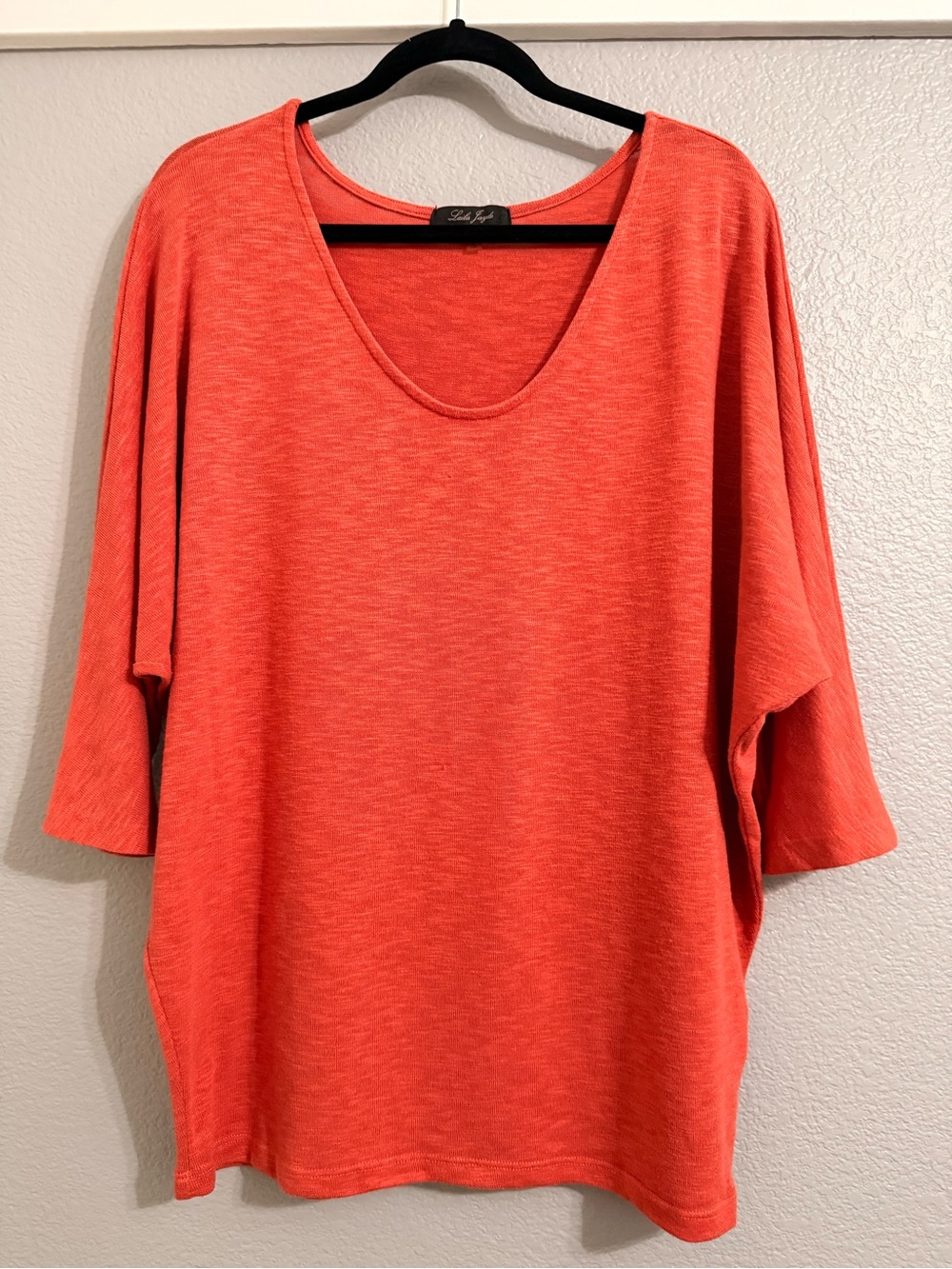 Laila Jayde Coral Scoop Neck Tunic